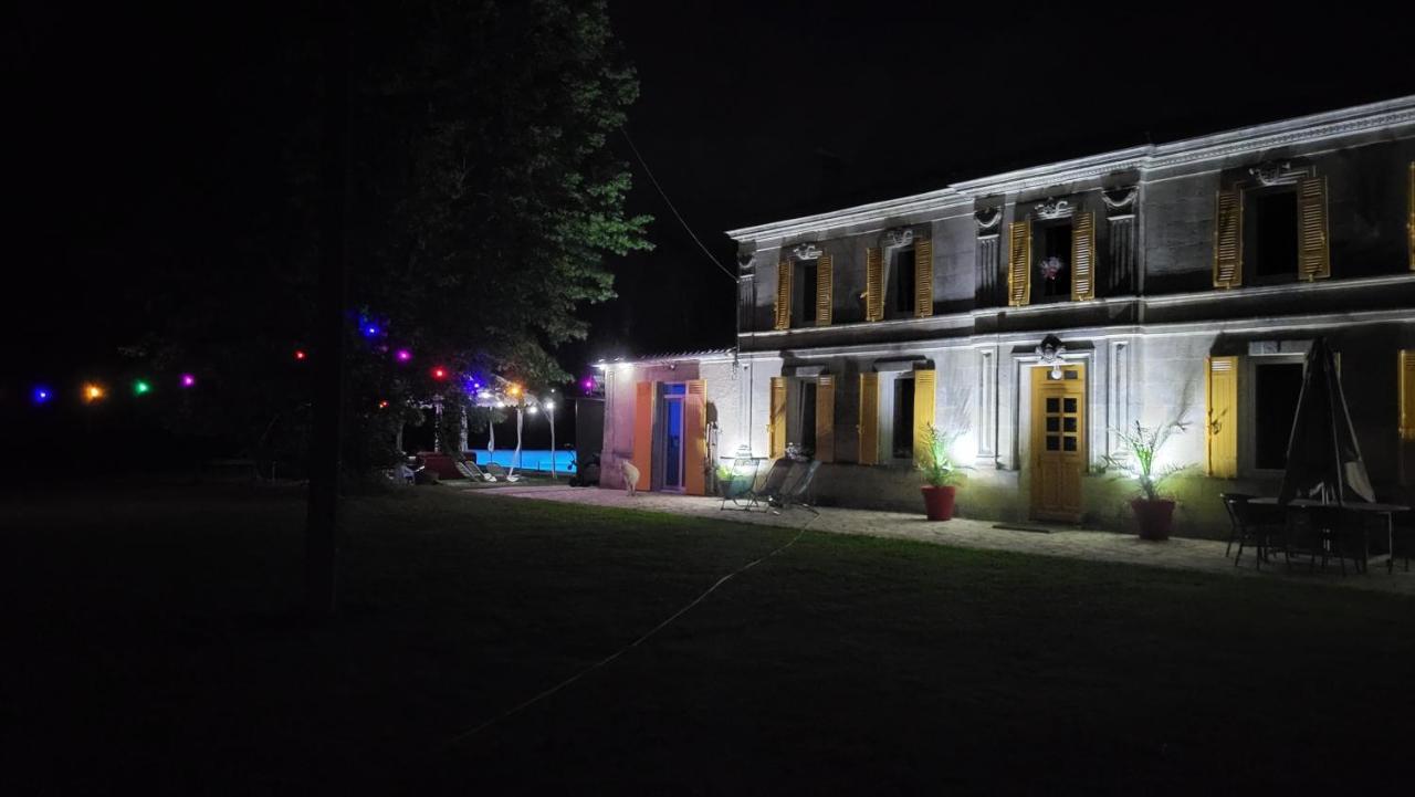 Domaine De La Sarrotte Acomodação com café da manhã Saugon Exterior foto